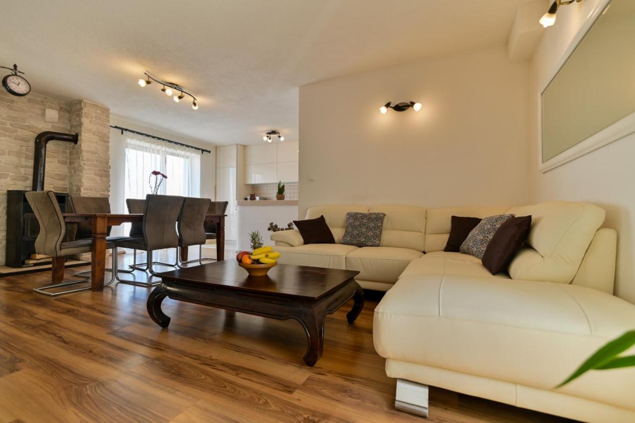 Apartman Ciciliani Trogir Eksteriør bilde