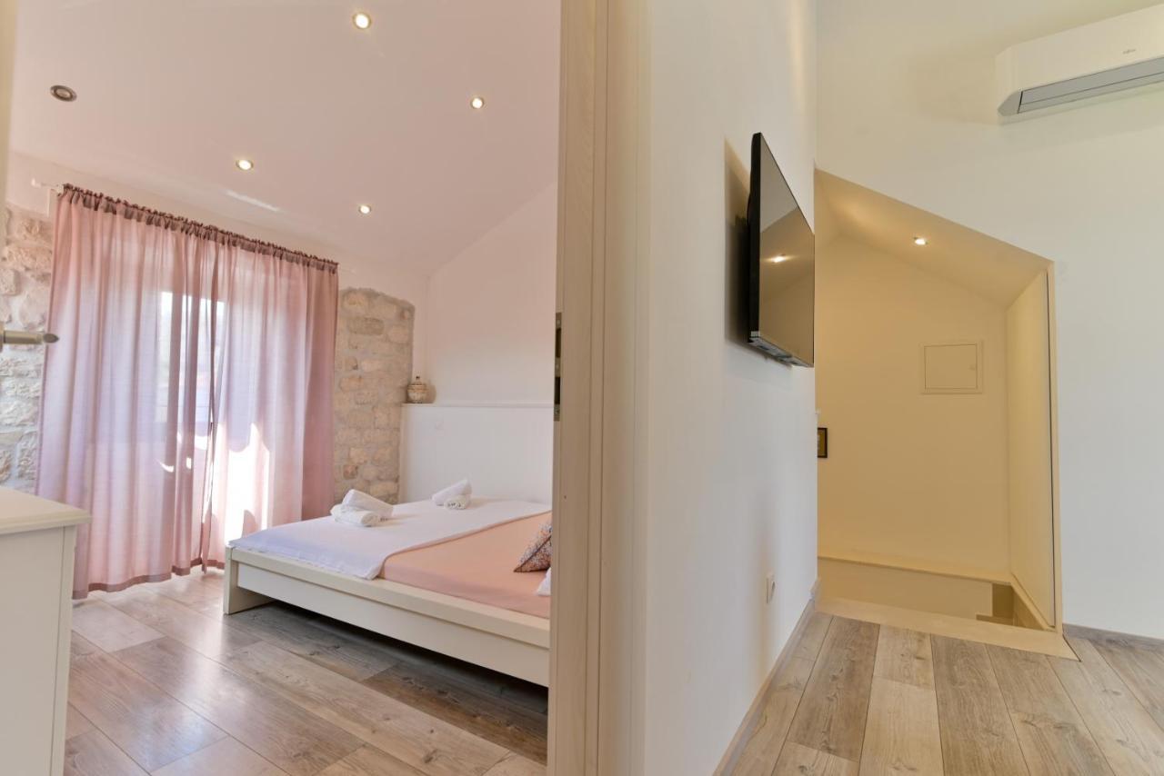 Apartman Ciciliani Trogir Eksteriør bilde