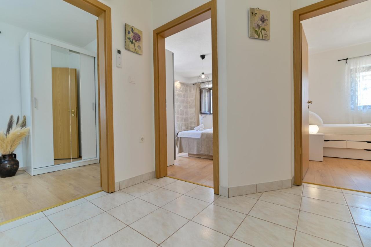 Apartman Ciciliani Trogir Eksteriør bilde