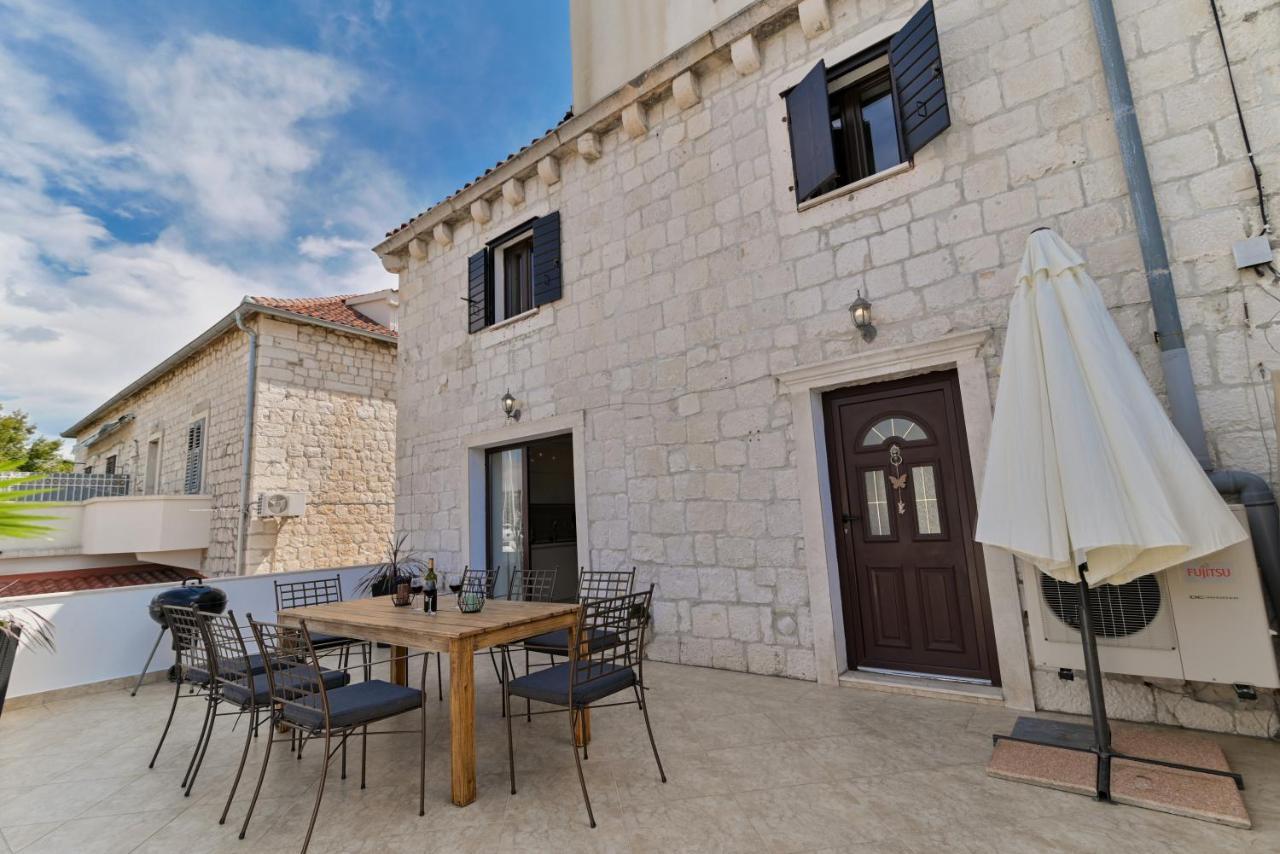 Apartman Ciciliani Trogir Eksteriør bilde